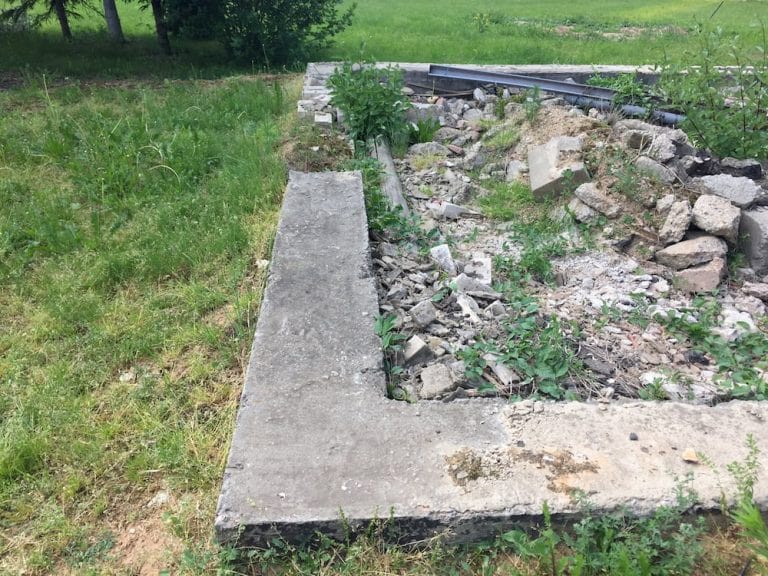 demontazh lentochnogo fundamenta
